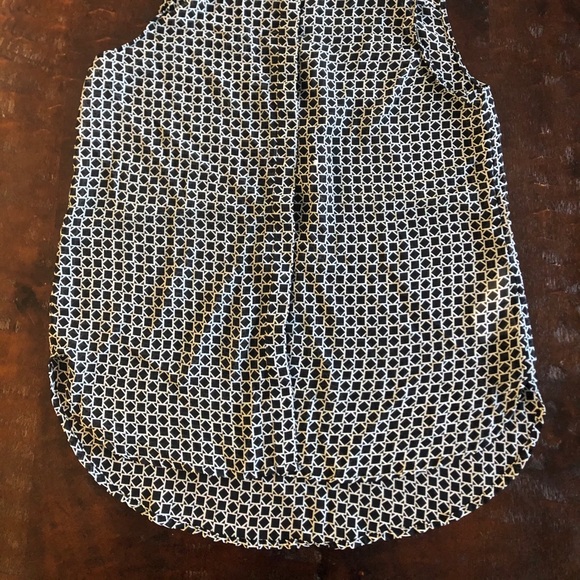 Banana Republic Womens blouse - Picture 2 of 5